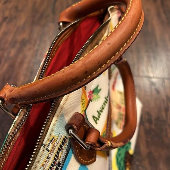 Disney Dooney & Bourke Walt Disney World Retro Satchel Purse Bag read has flaw - Picture 7 of 15